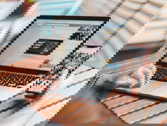 Hoogleraar David Smeulders over oude mails verwijderen voor het klimaat