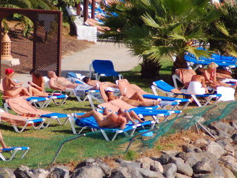 Britten worden rijk van diarree in Spanje