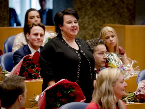 Dijksma: maatregelen Trump tegenslag voor strijd tegen klimaatverandering