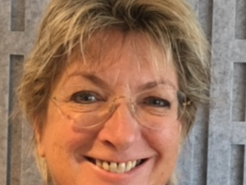 Congolese Nobelprijswinnaar schrijft speech met Tineke Ceelen van St.Vluchteling