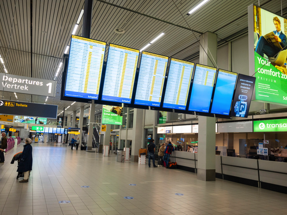 Reisorganisaties stappen naar de rechter: willen wereld van het slot