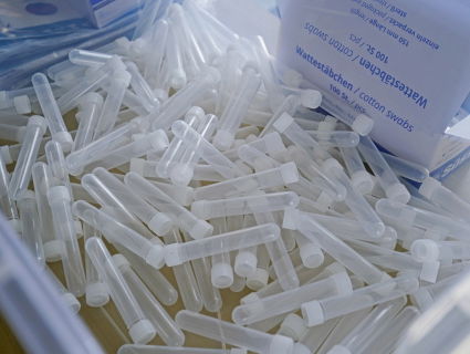 Enorme uitbreiding in testcapaciteit door hulp uit Wageningen