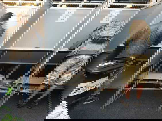 Hoe ingewikkeld is het om verkiezingen uit te stellen?