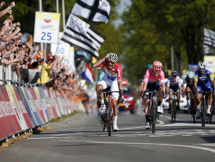 Mathieu van der Poel laat sublieme prestatie zien