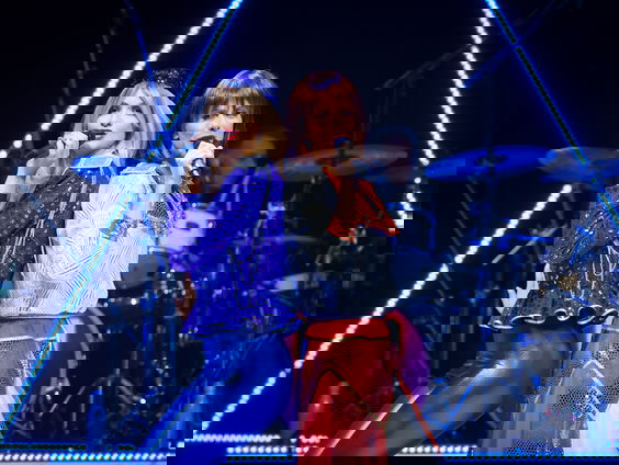 Helga is voorzitter van de officiele ABBA fanclub en wacht vol spanning op nieuwe muziek van de band