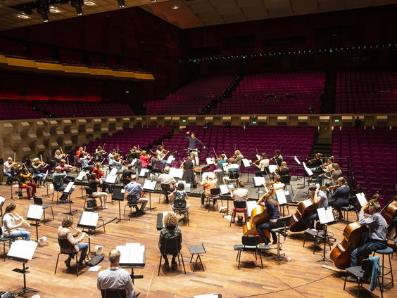 Waarom vrouwelijke componisten meer aandacht verdienen