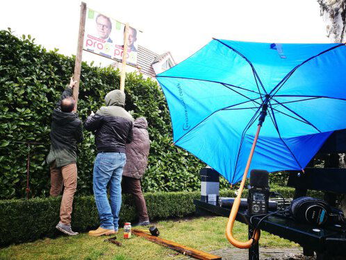 Campagnevoeren met ouderwetse verkiezingsborden in 2018