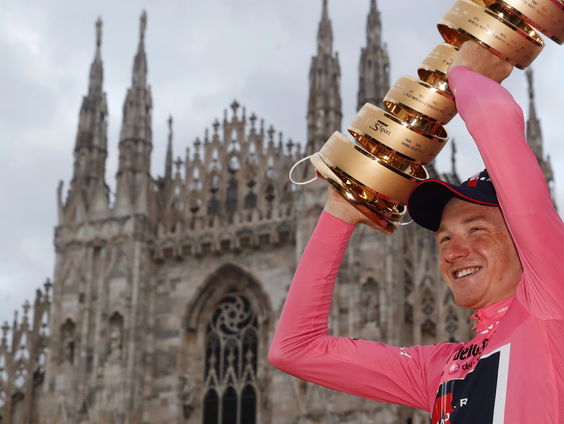 Het spectaculaire slot in de Giro