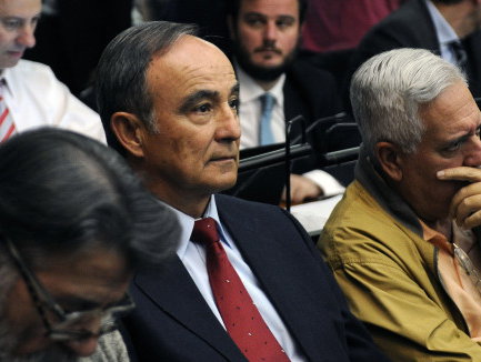 Vrijspraak voor Julio Poch