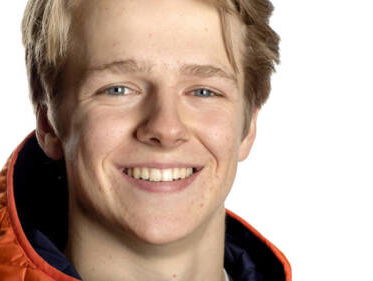 Snowboarder Niek van der Velden naar de Spelen