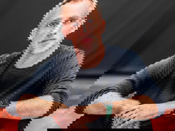 Kunststof - Erik Whien, regisseur