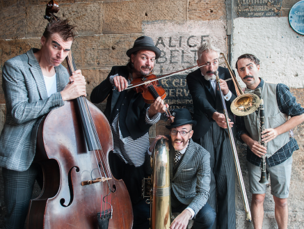 Wëreldbänd na winnen prestigieuze Award klaar om de wereld te veroveren