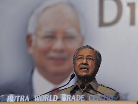 Hoogbejaarde Mahathir Mohamed (92) werpt zich in Maleisische verkiezingsstrijd