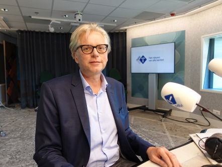 Jan Konst: hoogleraar Nederlandse literatuur in Berlijn