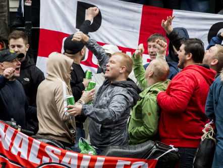 Publiceren camerabeelden als drukmiddel: AZ-hooligans melden zich