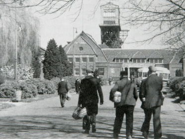 Limburgers vertrouwen kerk, politiek en pers niet meer