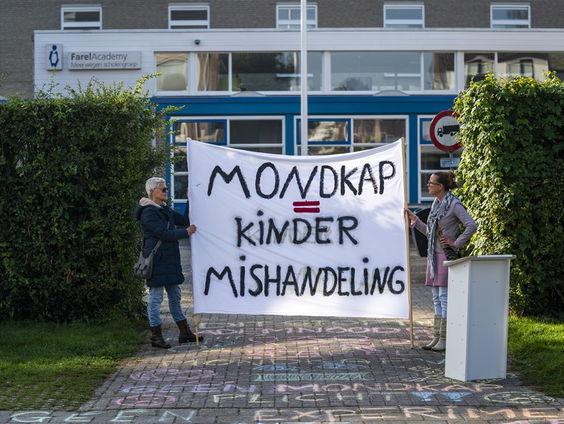 Hoe we elkaar in grimmige tijden weer bereiken: ‘Geef mensen een verhaal met happy end’