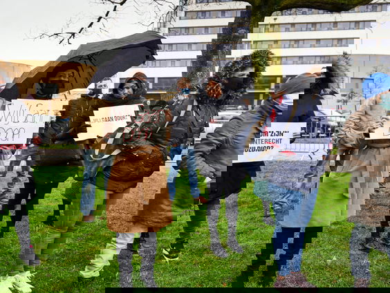 'Weggecijferd - Teruggevochten': 100 portretten van slachtoffers van de toeslagenaffaire