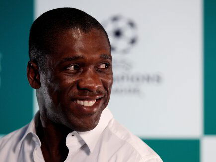 Ode aan Clarence Seedorf door Pierre van Hooijdonk en Barbara Barend