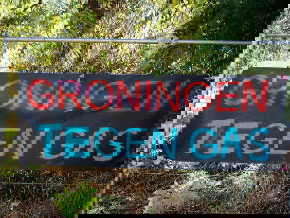 Een standbeeld voor Sijbrand Nijhoff