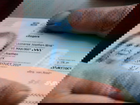 Moet de X als geslachtsaanduiding makkelijker in het paspoort kunnen?