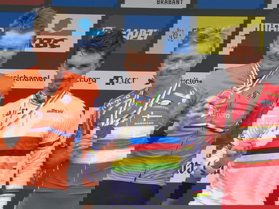 Dylan van Baarle pakt zilver op WK wielrennen