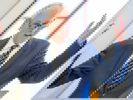 Informateur Johan Remkes zet de formatie voort