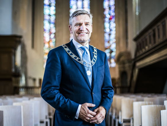 Sybrand van Haersma Buma over de nieuwe coronamaatregelen op zijn stad en de provincie Friesland