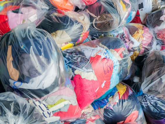 Eerste kleding-statiegeldautomaat is een feit