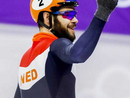 Sjinkie terug aan het front