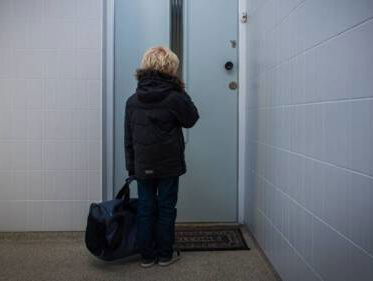 'Pleegkinderen tot 21ste bij pleeggezin laten wonen'