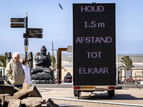 Dichter Langs de Lijn: Frank van Pamelen