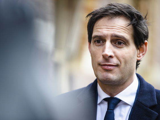 Halveren stikstof niet meer 'heilig' voor Hoekstra