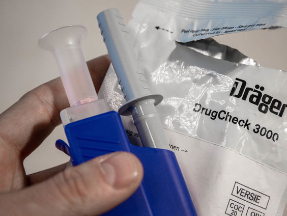 Honderden bedrijven testen medewerkers illegaal op drugsgebruik