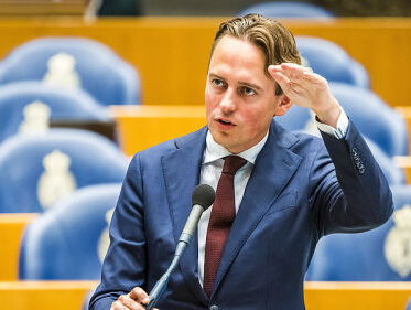 PvdA: geld terug voor alle gedupeerden spaartaks