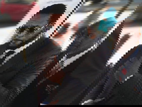 Rechtszaak R. Kelly van start: kan je zijn muziek nog wel draaien?