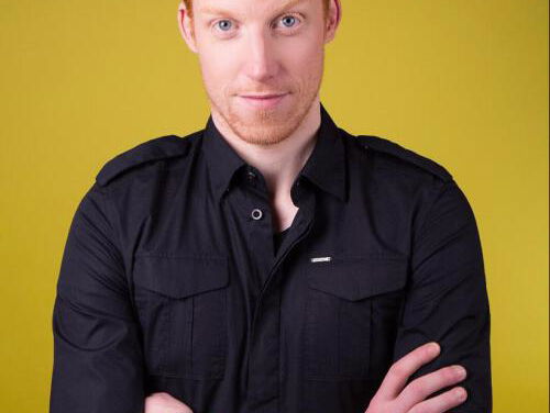 100 seconden Sjoege met Cabaretier René van Meurs