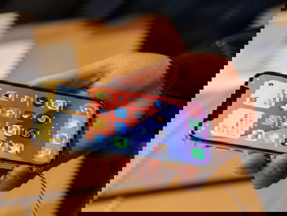 Apple gaat fotobibliotheek gebruikers doorzoeken op kinderporno