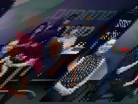 Israël start met derde prik