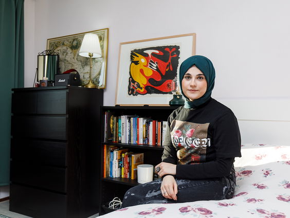 Het Stedelijk Museum Schiedam brengt kunst bij mensen thuis