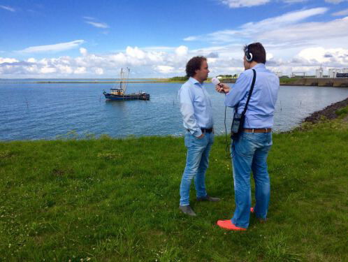 Gat in de afsluitdijk voor migrerende vissen