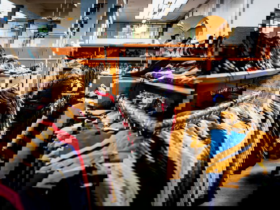 Het boek Preloved leert hoe je het beste vintage kunt shoppen