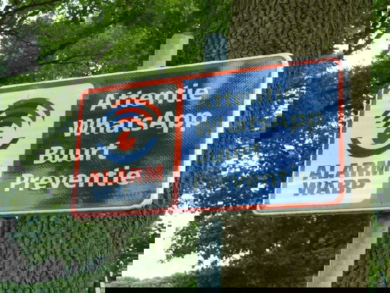 Buurtouderen helpen politie orde te bewaren in Breda