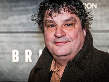 Frank Lammers maakt PSV de Musical