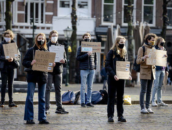 Het coronabeleid als jongeren het voor het zeggen zouden hebben