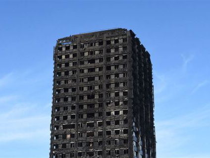 Londenaren woest over Grenfell Tower