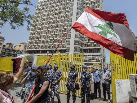 Libanese economie krijgt klap na klap