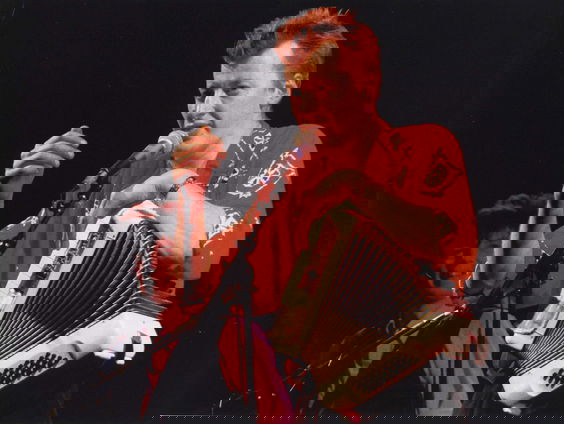 Zanger Jan Rot over nieuwe voorstelling Ok Boomer