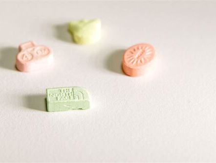 Pillen poppen is écht niet onschuldig