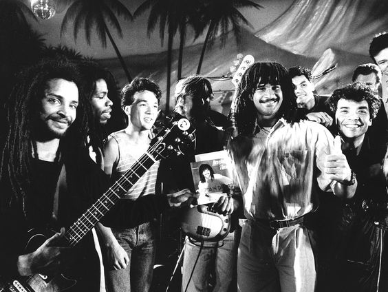 Op deze dag in het verleden: Ruud Gullit scoort nummer 1-hit